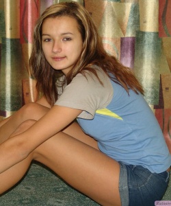 Fotos de una Colegiala Desnuda