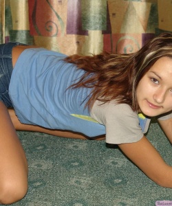 Fotos de una Colegiala Desnuda