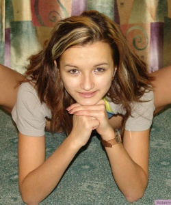 Fotos de una Colegiala Desnuda
