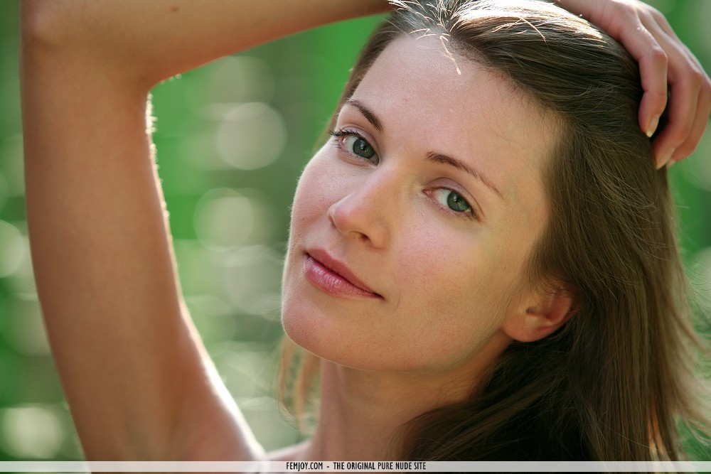Amely "Come To My Garden" FEMJOY