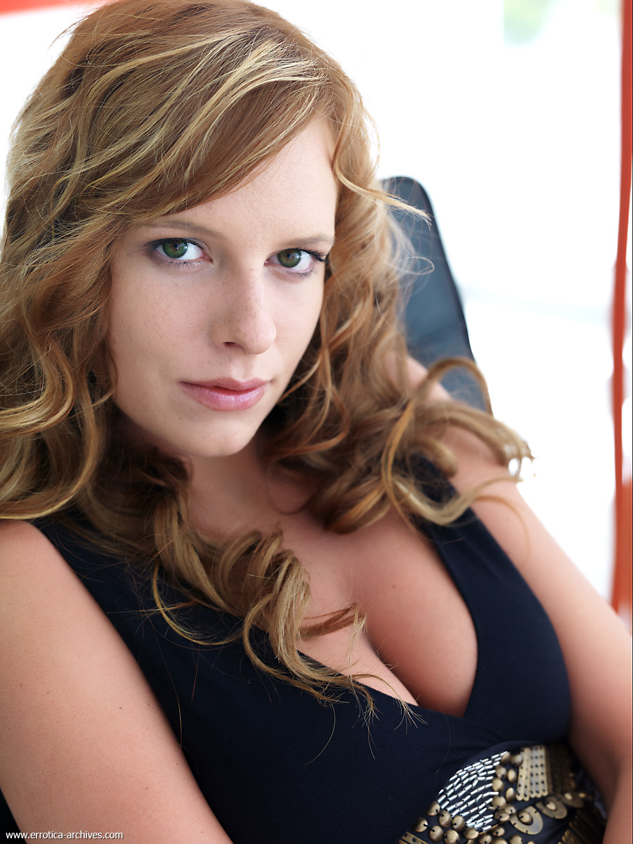 Hot Tubbea @ Errotica-Archives
