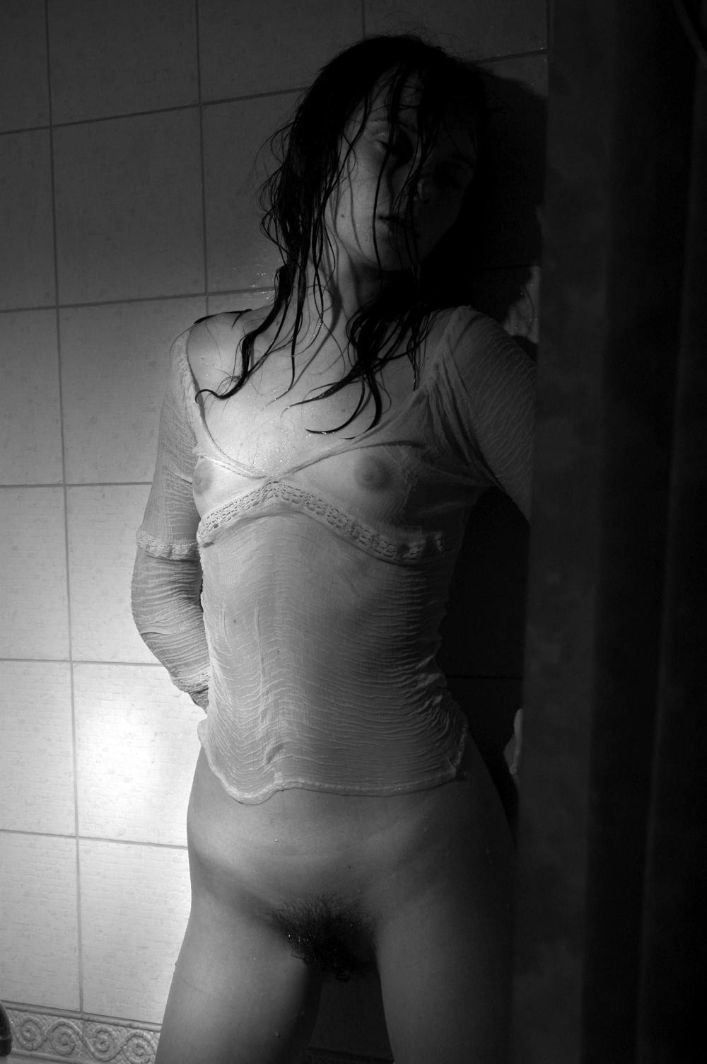 Una Chica Erotica Desnuda