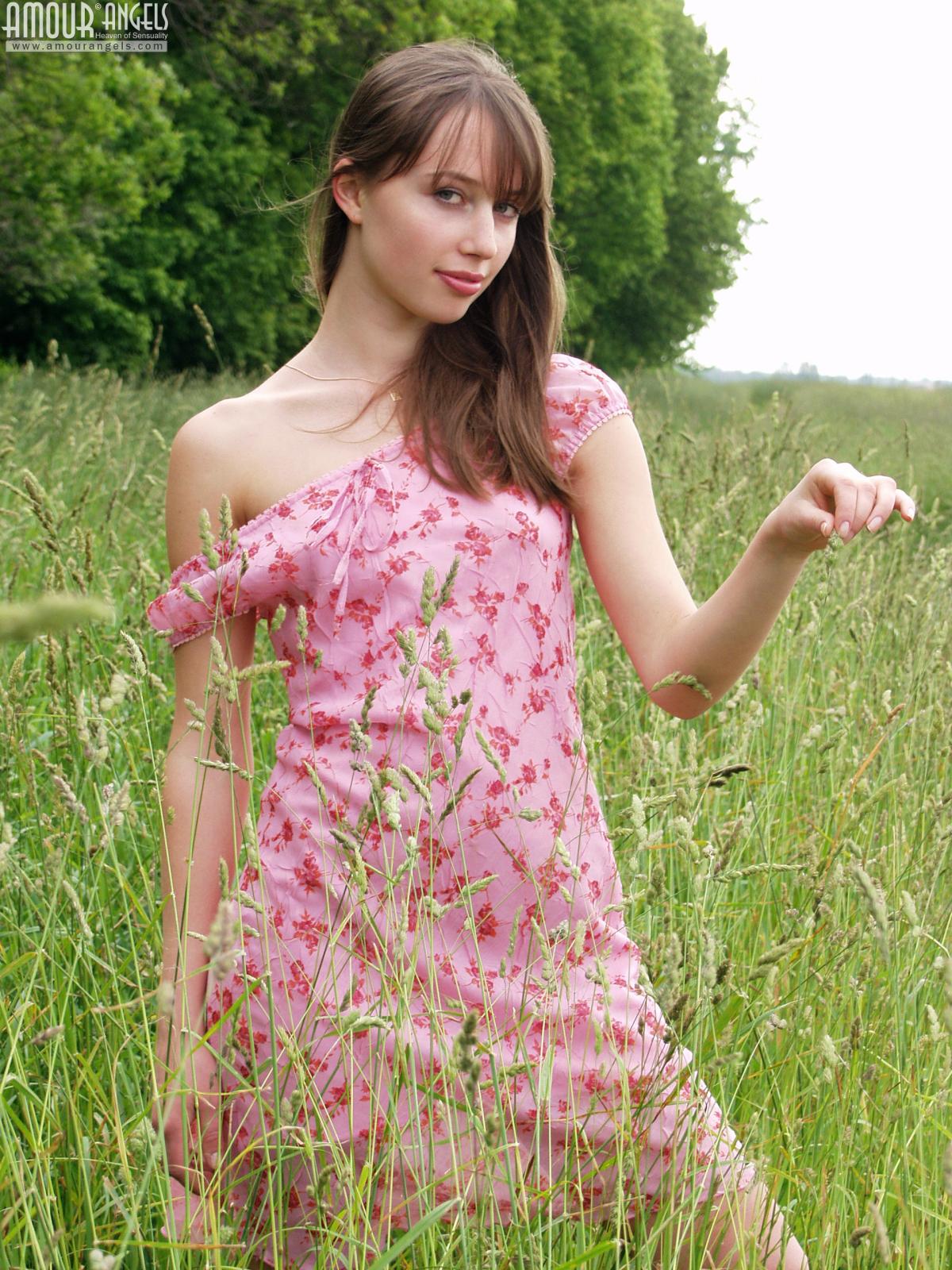 Galeria de Angela @ Amour Angels