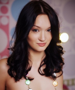 Fotos de Ivona Su Desnuda @ Met-Art